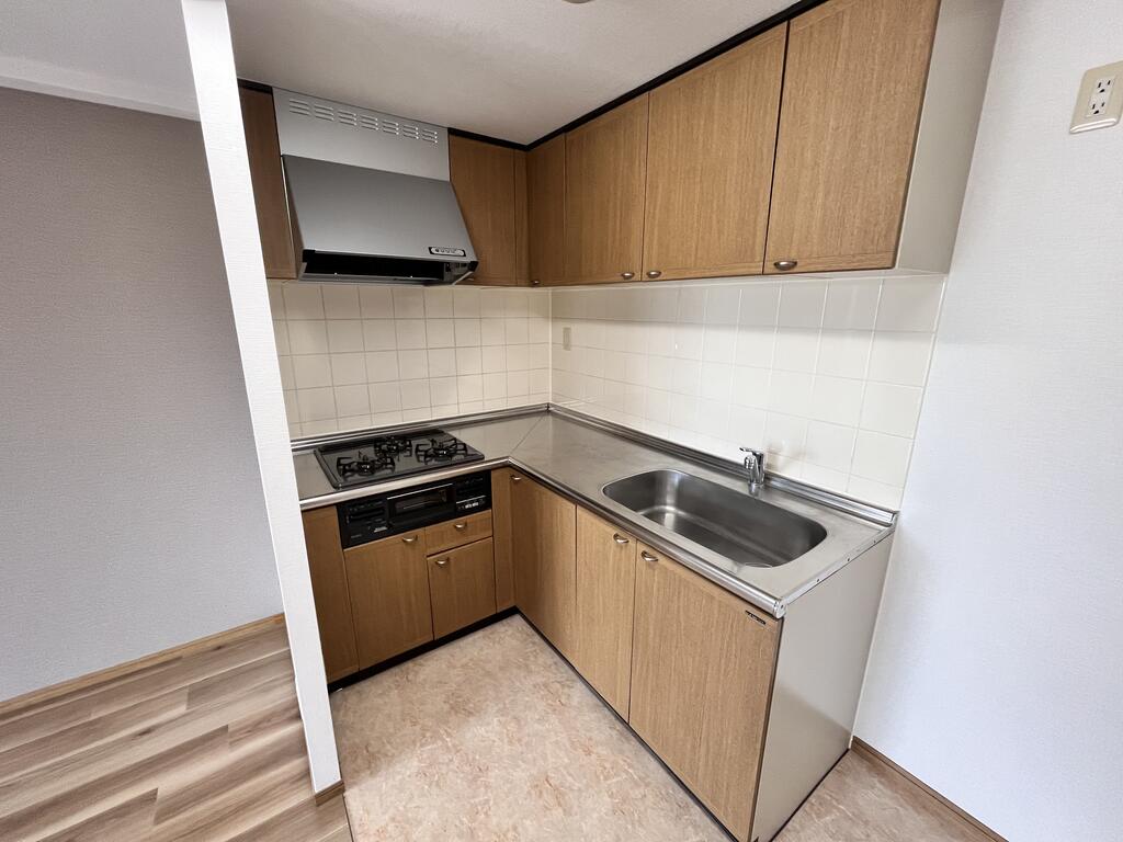 キッチン　※別号室参考画像※