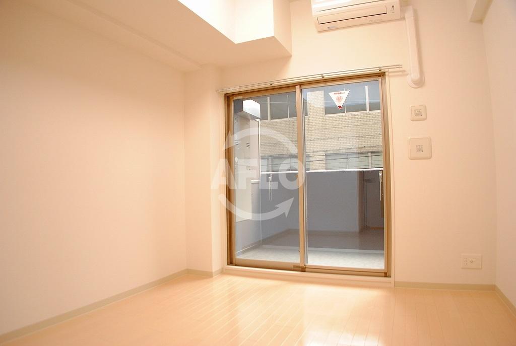 居室・リビング　エステムプラザ難波WESTIIプレディア　リビング