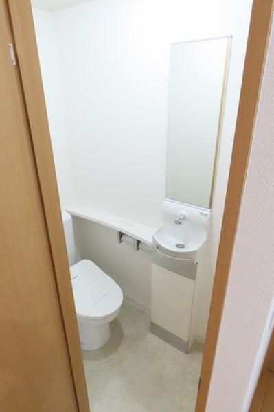 トイレ　参考写真です