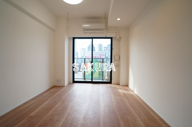 居室・リビング　開放感のあるゆったりとしたお部屋です♪