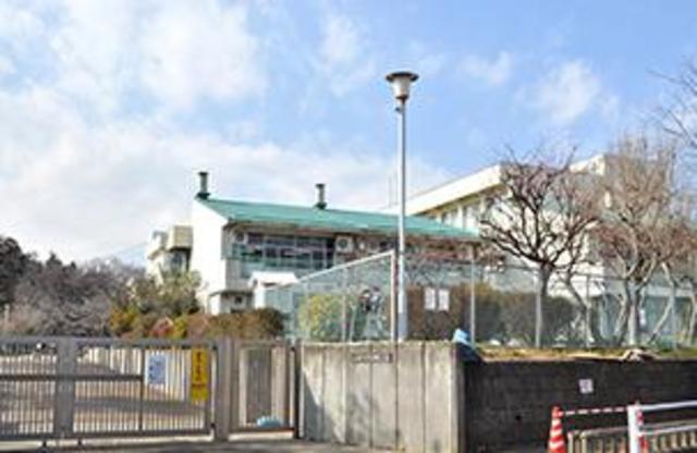 小学校　町田市立鶴間小学校（小学校）まで1548m