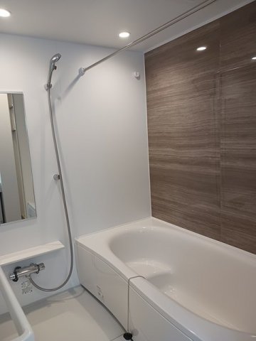 バス・シャワールーム　ゆったり過ごせるお風呂です