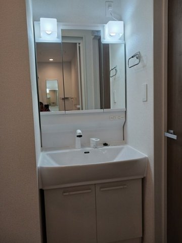 洗面設備　脱衣スペースもあります