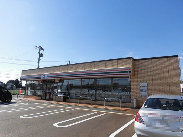 コンビニ　セブンイレブン横手条里１丁目店（コンビニ）まで210m