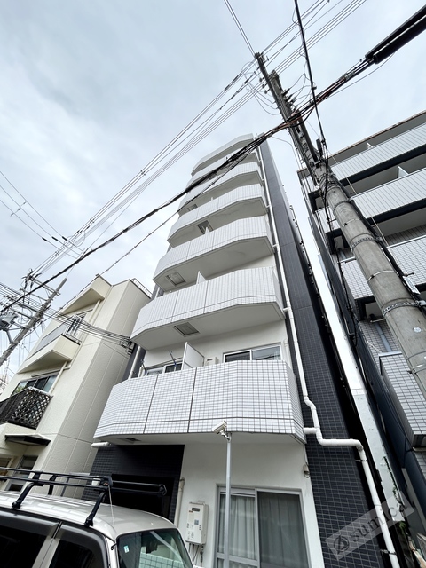 建物外観　インターネット使い放題。