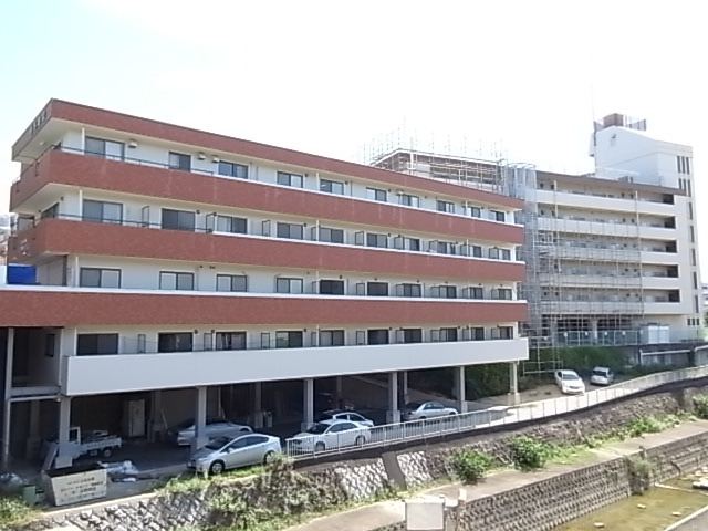 建物外観　外観写真