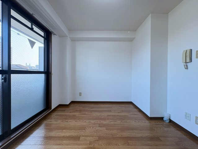 MOMO仁川の居間写真