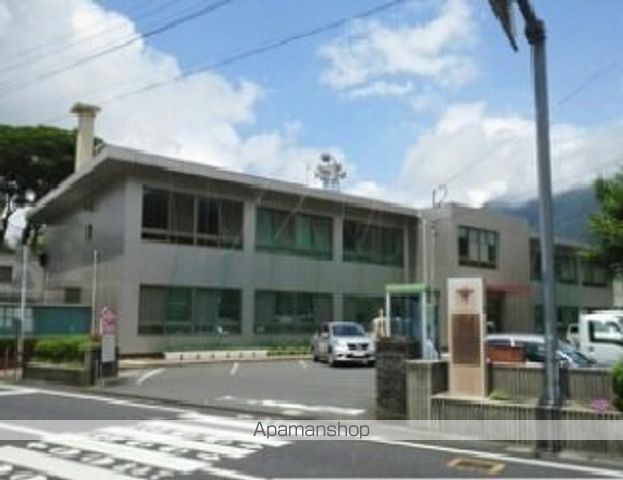 役所　由布市役所湯布院庁舎（役所）まで1040m