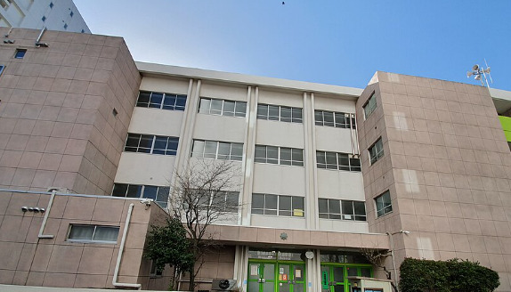 小学校　港区立東町小学校（小学校）まで373m