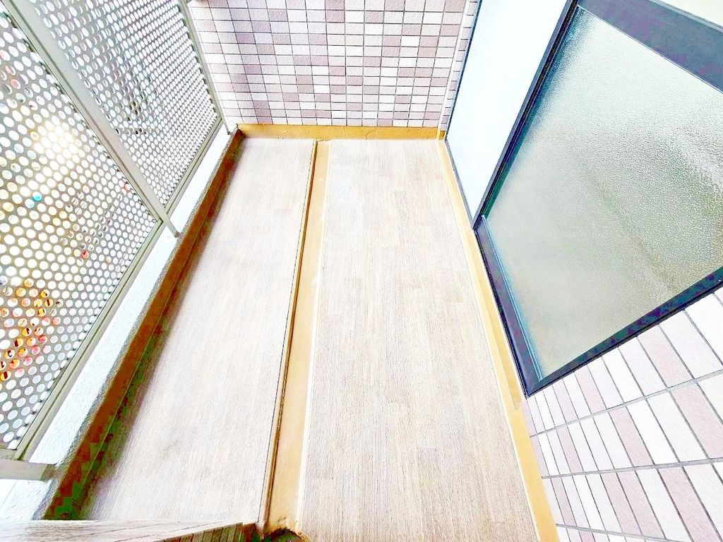 バルコニー　バルコニー