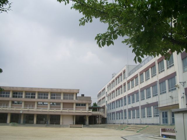 小学校　市立八事東小学校（小学校）まで750m