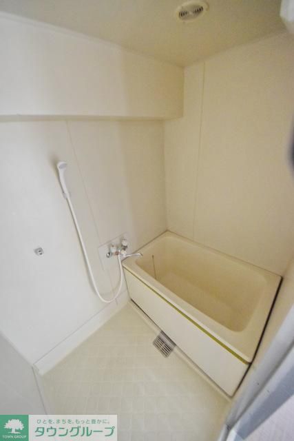 バス・シャワールーム　※同物件別部屋参考写真