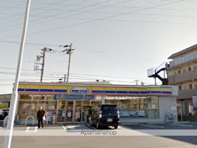 コンビニ　ミニストップ千葉都町店（コンビニ）まで350m