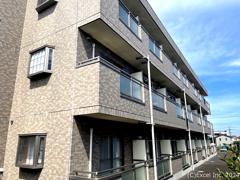 建物外観　低層階のマンションです。