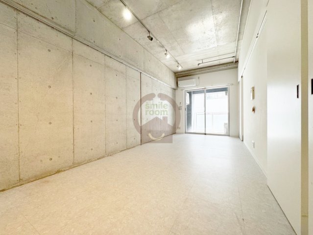 地下鉄中央線 堺筋本町駅 徒歩2分 14階建 築20年の居間写真