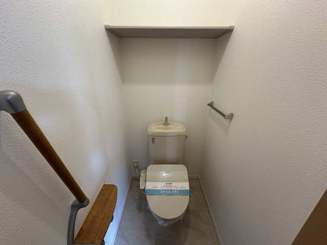 シャーメゾン東栄のトイレ写真