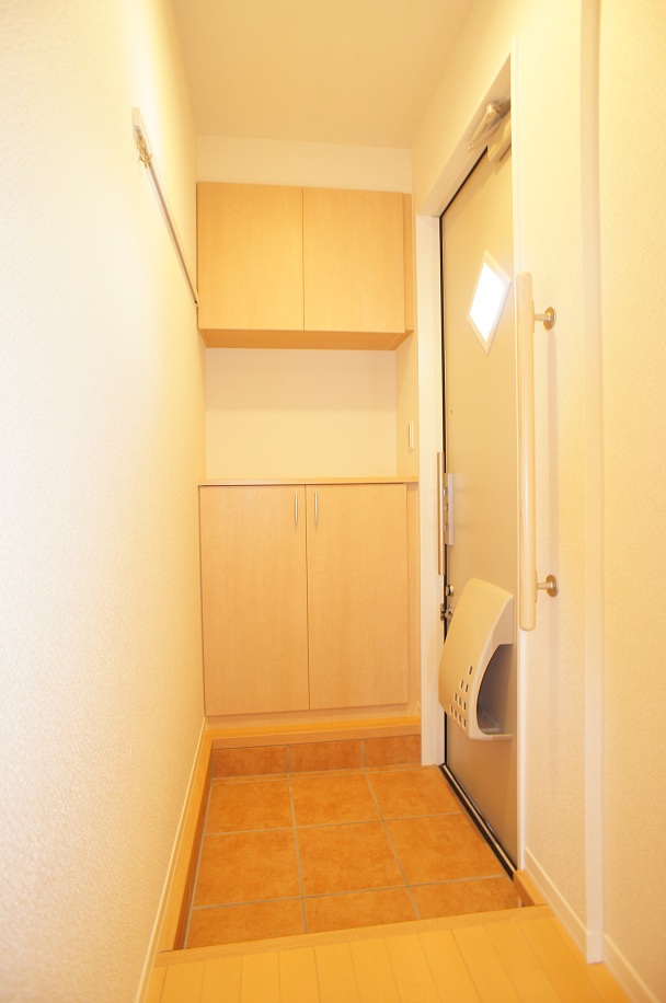 玄関　シューズBOXあります！ダブルロックディンプルキー仕様！