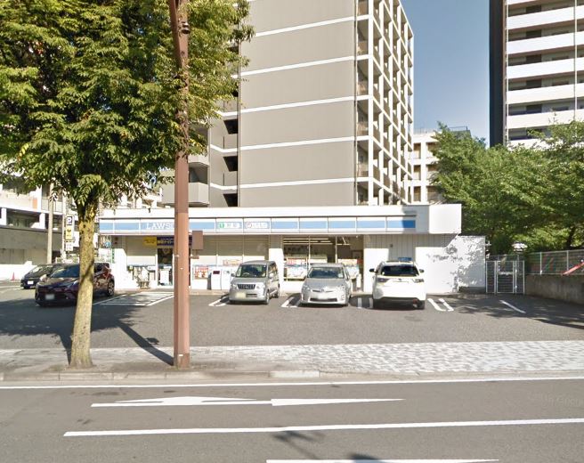 コンビニ　ローソン小倉田町店（コンビニ）まで419m