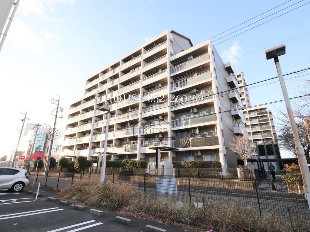 名古屋市熱田区大宝のマンションの建物外観