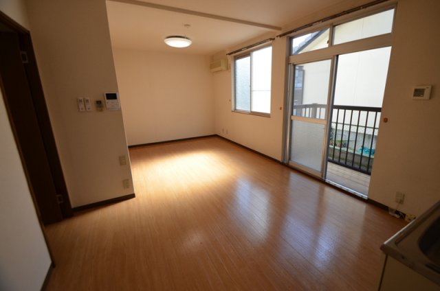 居室・リビング　広く使えるので快適にお過ごし頂けます。