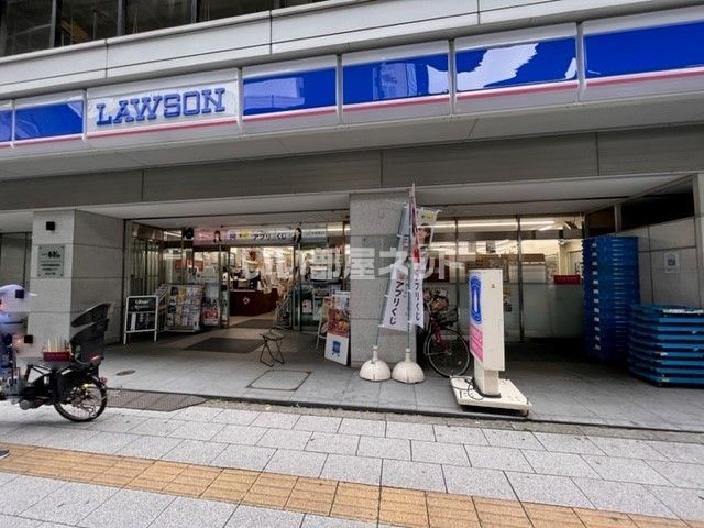 【渋谷区初台のマンションのコンビニ】