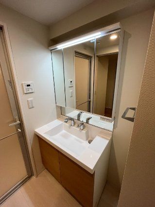 【Calm Residence Prologueの洗面設備】