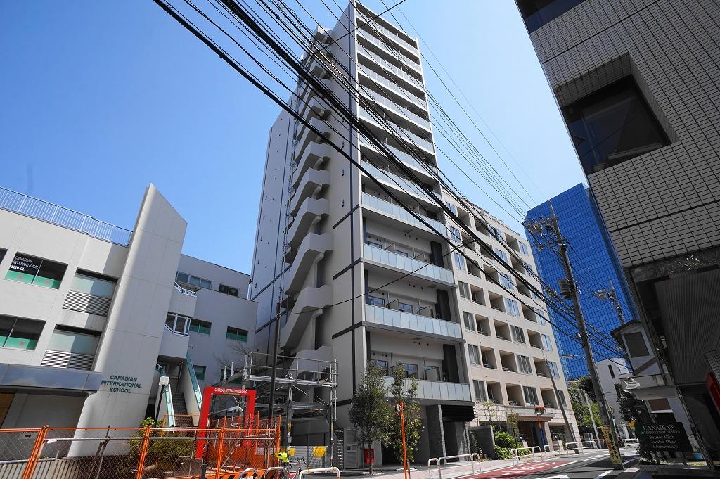 【クロスレジデンス大崎の建物外観】