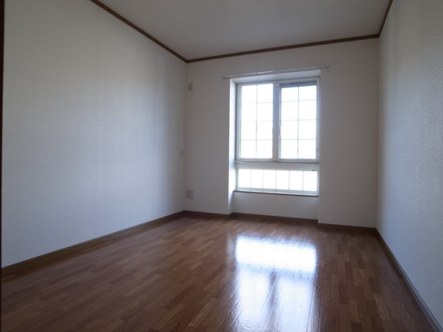 その他部屋・スペース　洋間６帖☆