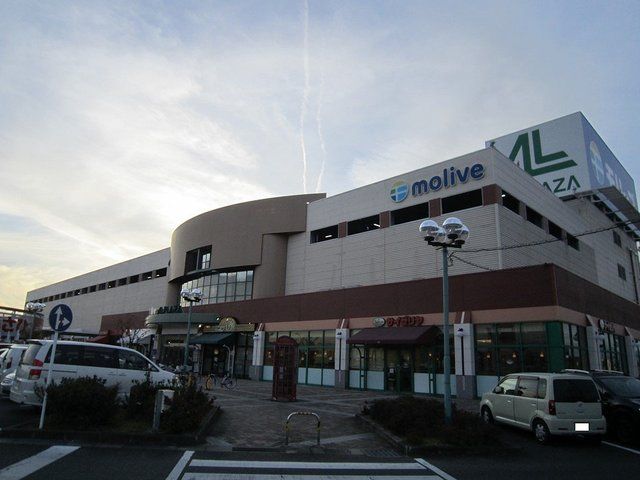 【守山市播磨田町のマンションのショッピングセンター】