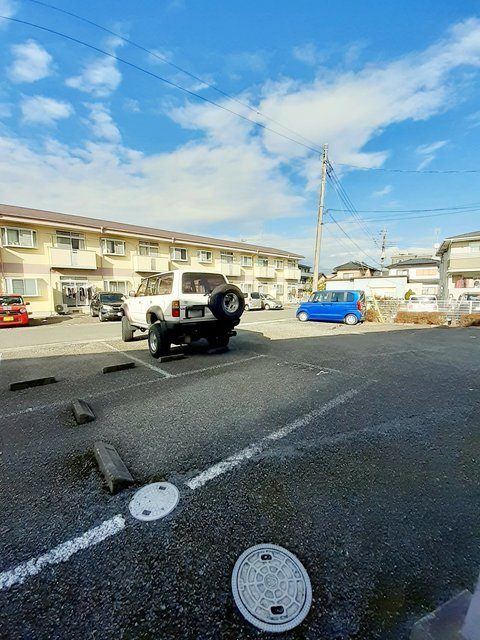 【コーポ浪漫　Ｂの駐車場】