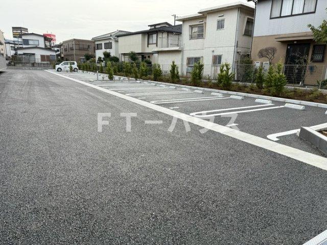 【船橋市三山のアパートの駐車場】