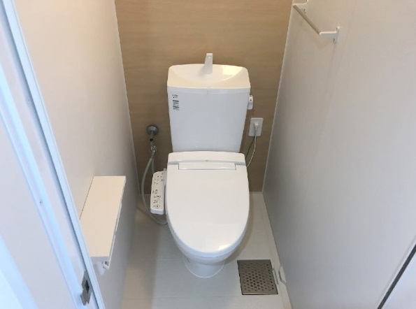 トイレ　※別部屋の写真です、現状優先になります