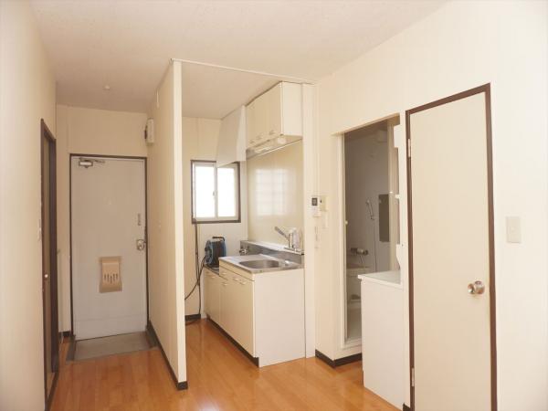 居室・リビング　内装