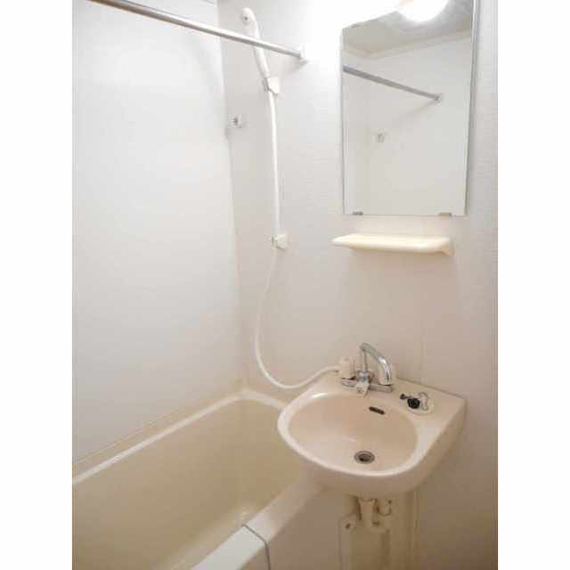 洗面設備　バス洗面一体型