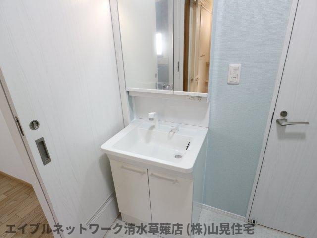 【静岡市清水区草薙のマンションの洗面設備】