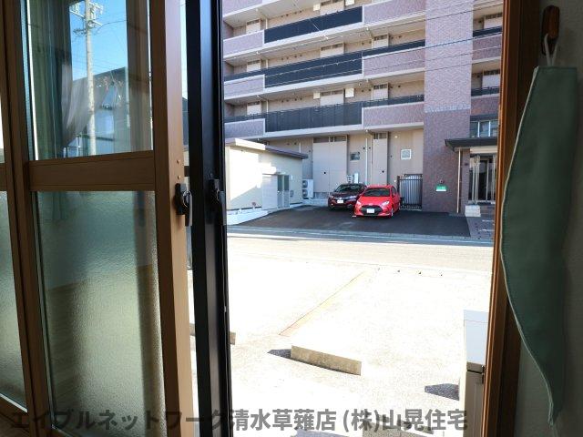 【静岡市清水区草薙のマンションの眺望】