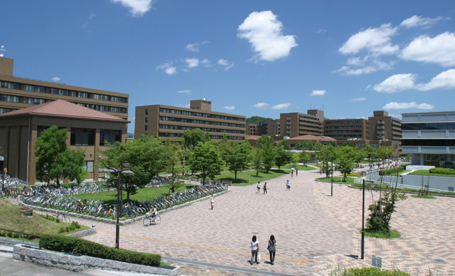 【広島市南区西霞町のマンションの大学・短大】