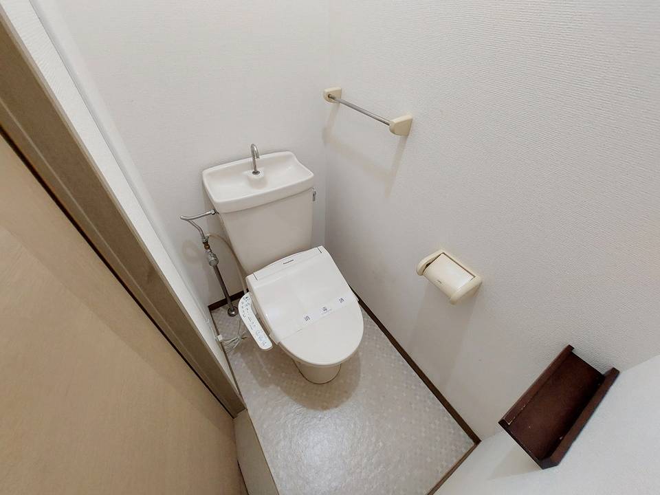 トイレ　トイレ