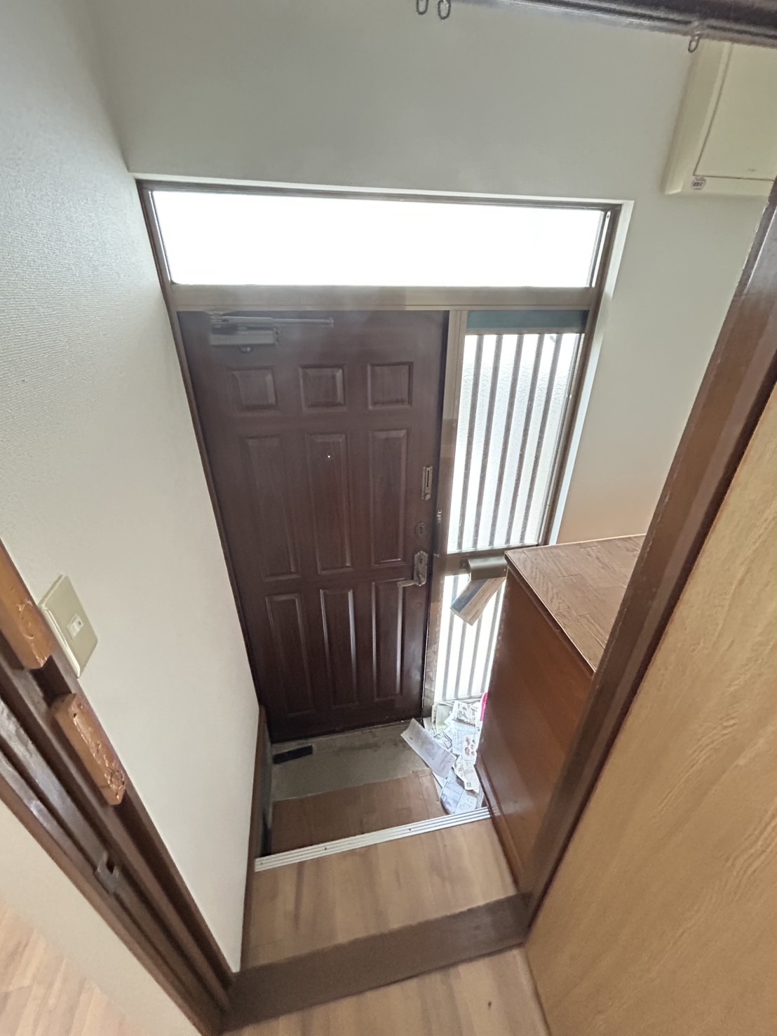 マーレ塩屋の玄関写真