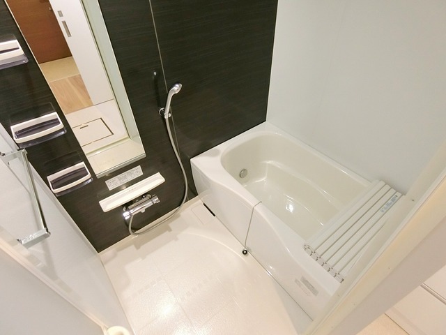 バス・シャワールーム　★追い焚き&浴室乾燥機能付き★