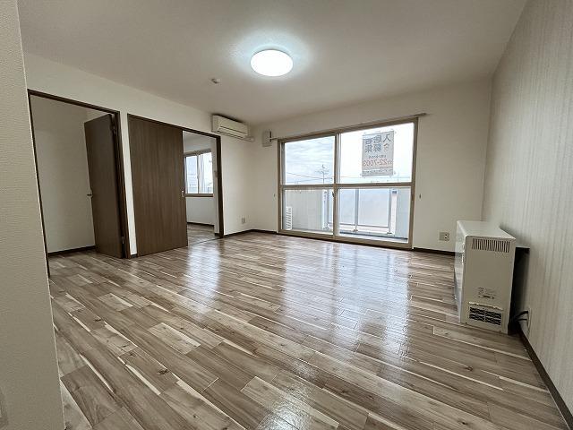 居室・リビング　リビング１