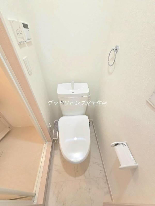 フォルトゥーナ梅島のトイレ写真