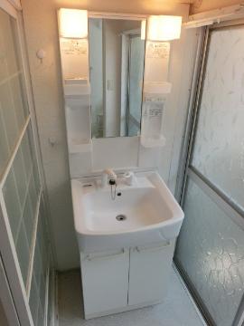 ヴィラナリー小川　洗面設備　洗髪洗面化粧台