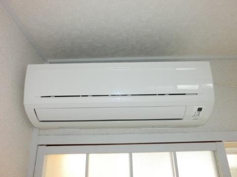 ヴィラナリー小川　その他設備　エアコン