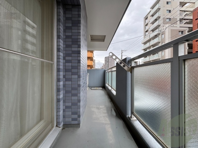 バルコニー　バルコニーです。洗濯物を干したり一息ついたりできますね！