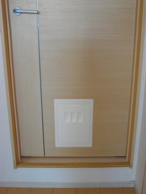 その他　ペット用出入口