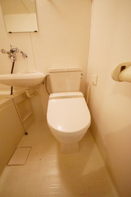 トイレ　★お部屋探しはタウンハウジング高幡不動店まで★