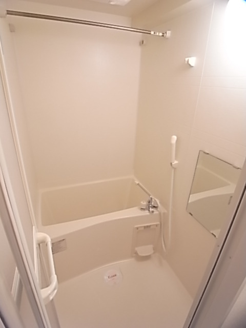 バス・シャワールーム　バスルーム