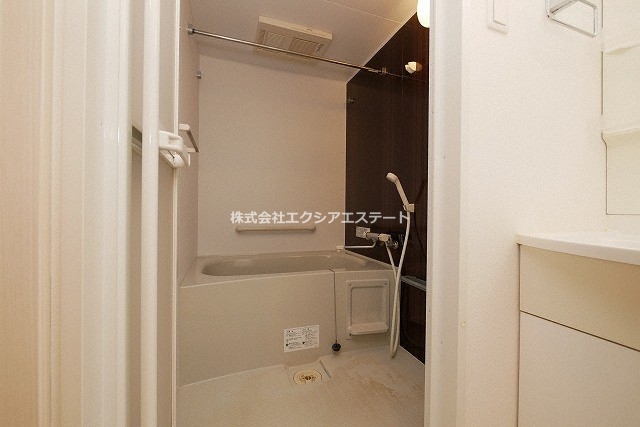 クローバー・グランデ昭和町の風呂写真