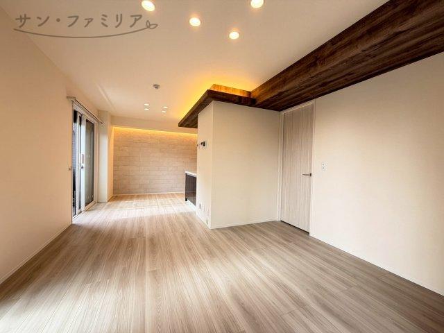 居室・リビング　同一物件別部屋写真